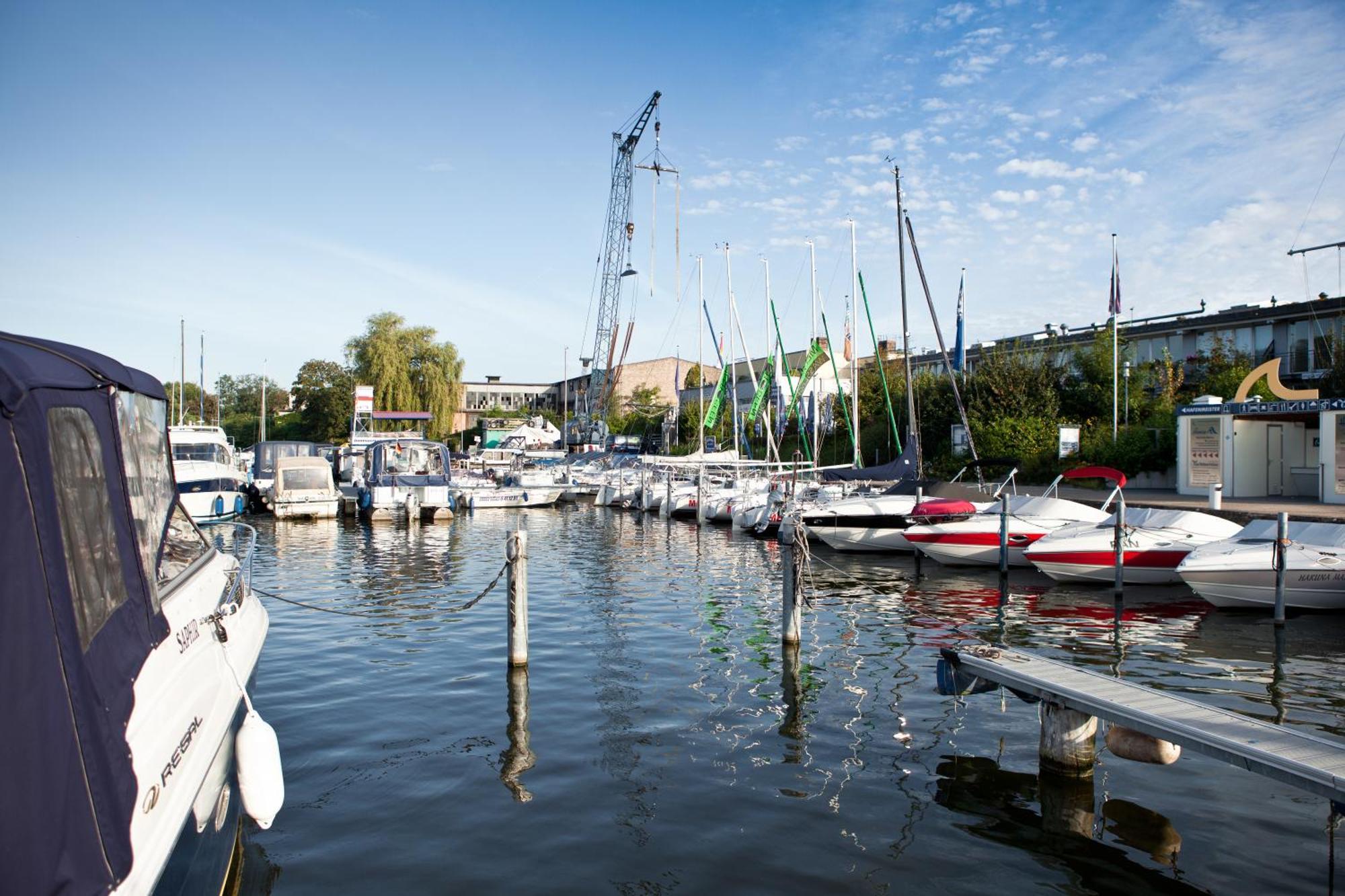 Hotel Spree-Idyll Berlin Bagian luar foto