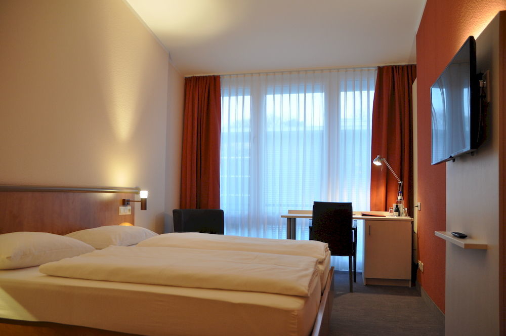 Hotel Spree-Idyll Berlin Bagian luar foto