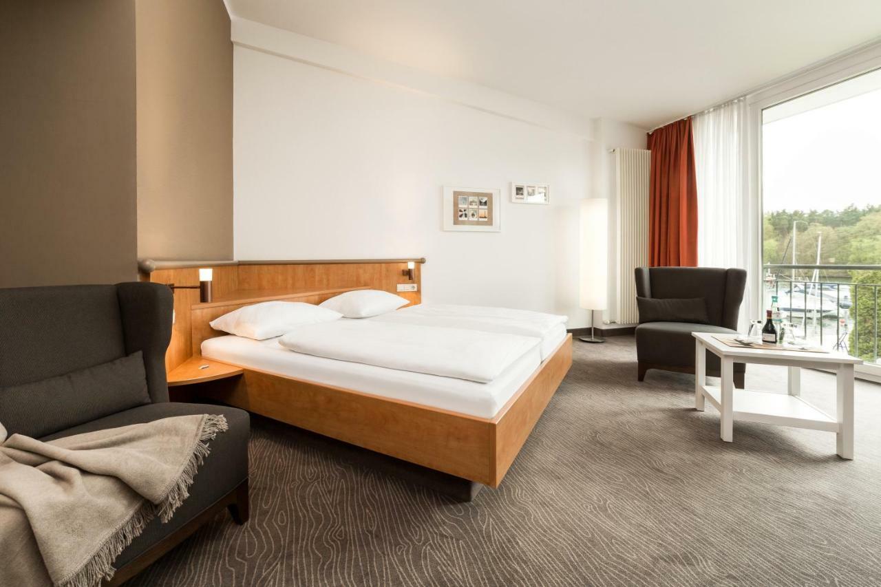Hotel Spree-Idyll Berlin Bagian luar foto